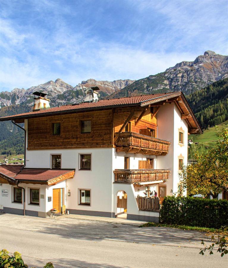 Pension Schneider Neustift im Stubaital Bagian luar foto